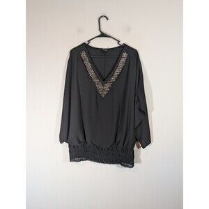 Torrid Top Women Plus 1X Black Embellished V-Neck Banded Chiffon Batwing Sleeves